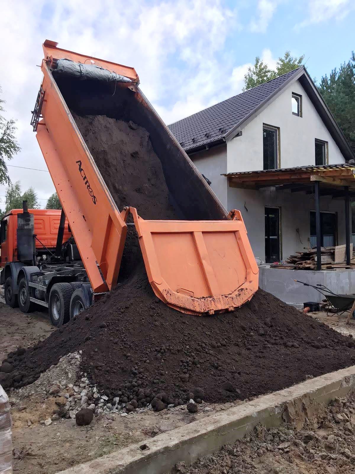 Доставка чорнозему